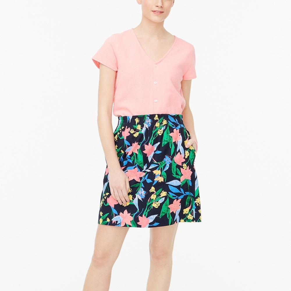 ANN TAYLOR Floral mini skirt